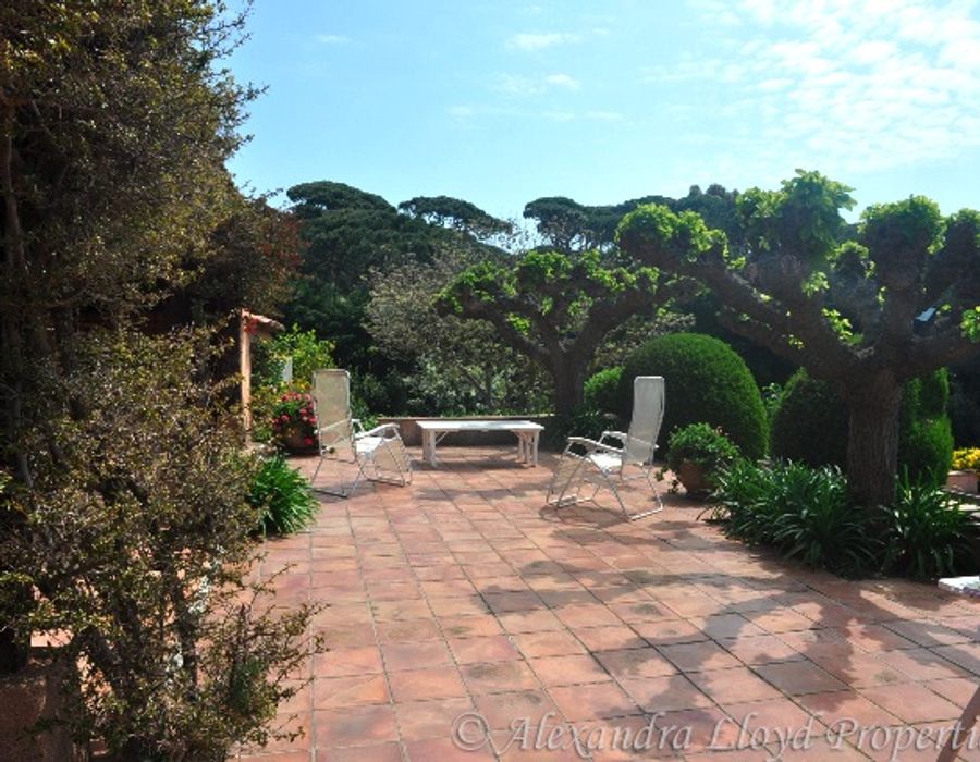 Charming property for sale in Saint Tropez 6