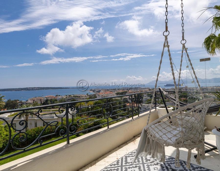 Le Rouve - Cannes La Californie - an amazing apartment for sale  2