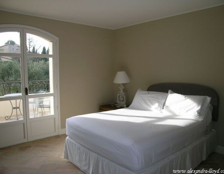 Wonderful newly built villa in Mougins 5