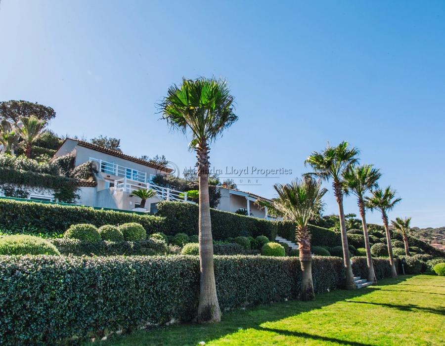 Water front villa with five Bedrooms in Les Parcs de Saint Tropez 5