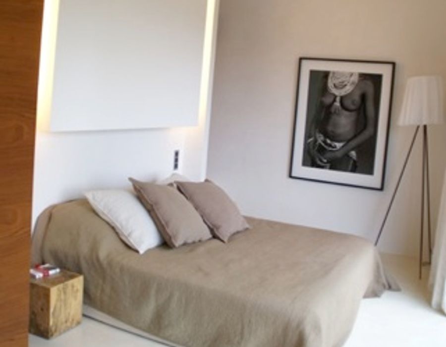 Contemporary villa with a sea view, located in the Domaine de la Vallée, Gigaro 4