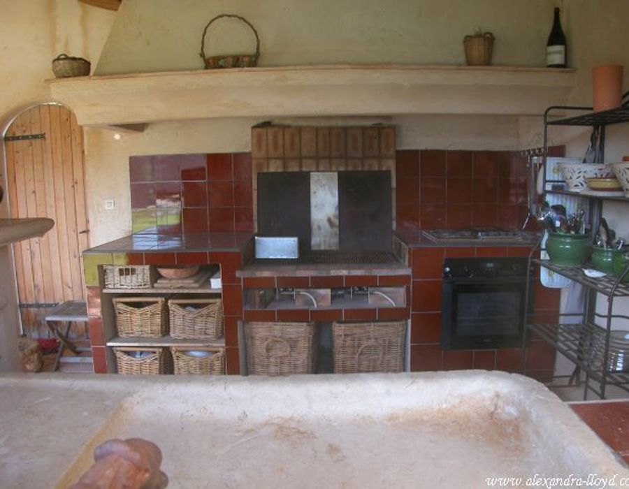 Lovely Provençale villa next to the Baie des Canoubiers 1