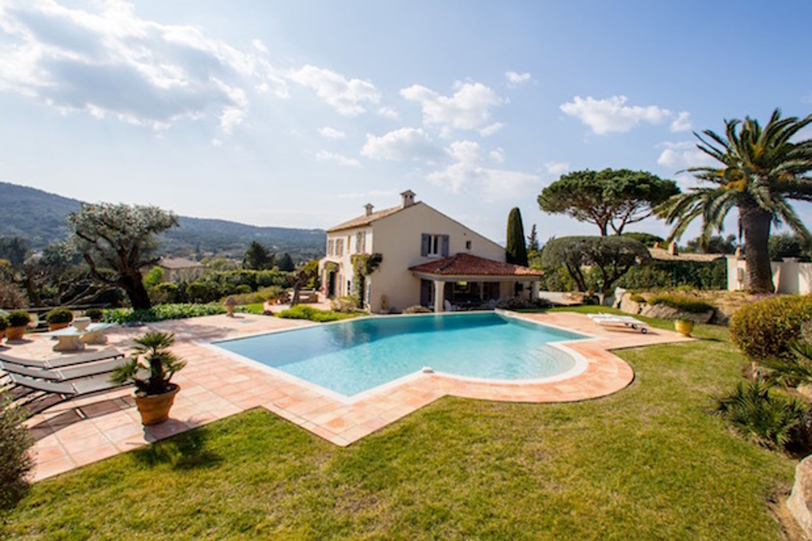 A wonderful position on the Route des Carles, Saint Tropez