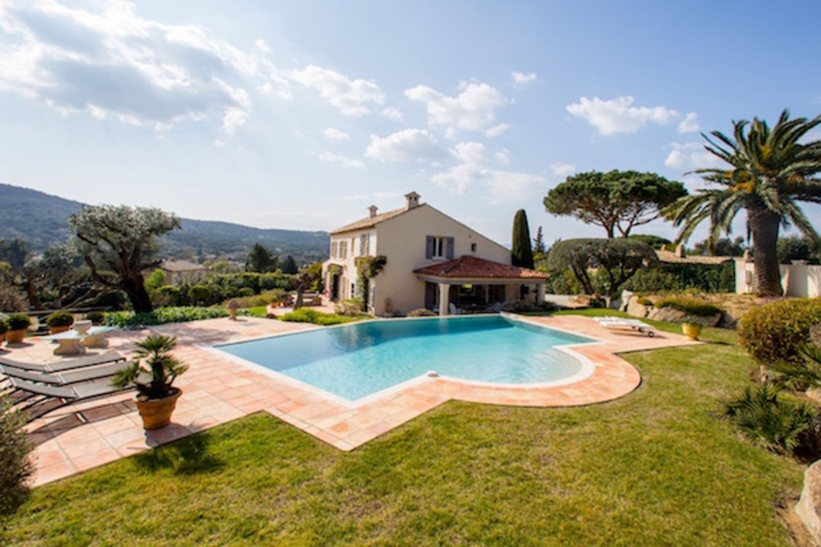 A wonderful position on the Route des Carles, Saint Tropez