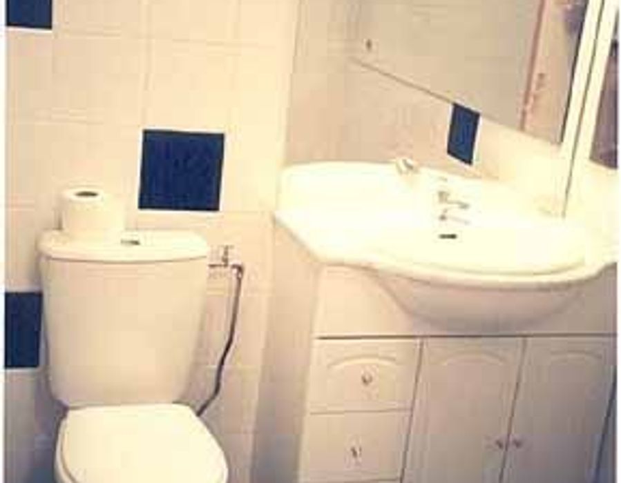 Apartment in Cannes, just off the Rue d'Antibes 3