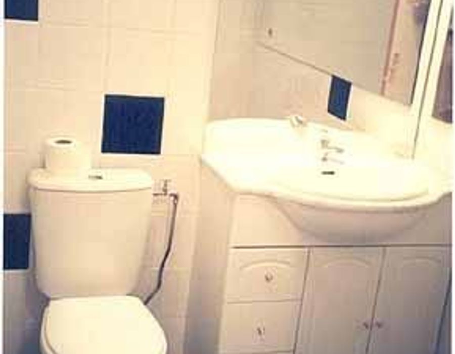 Apartment in Cannes, just off the Rue d'Antibes 3