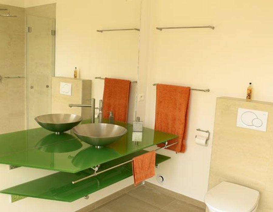 Newly built waters edge property in Les Parcs de Saint Tropez 3