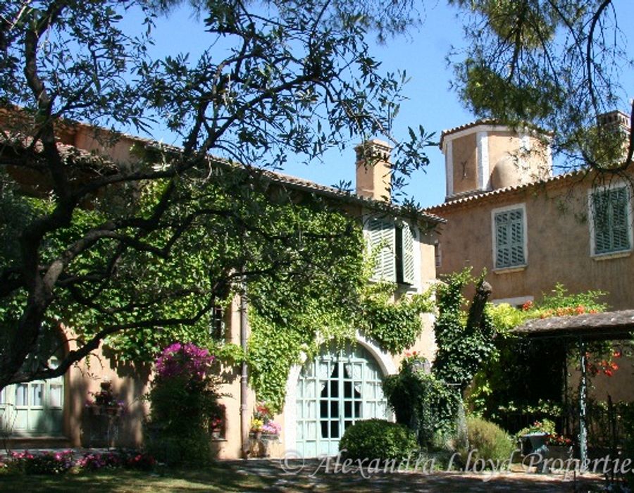 Castle for sale in La Colle sur Loup 5