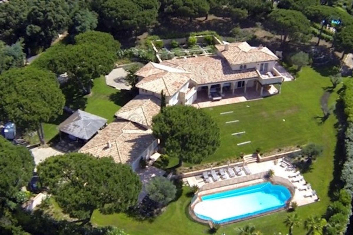 Elegant villa in Les Parcs de Saint Tropez