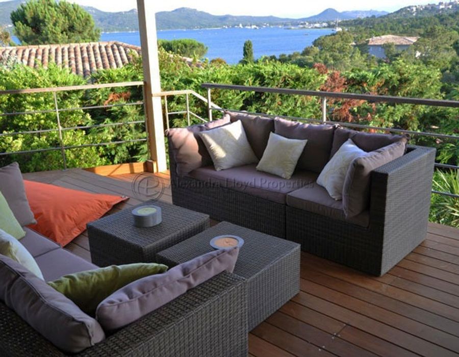 NEW! Marina Di Fiori, Porto Vecchio! 2