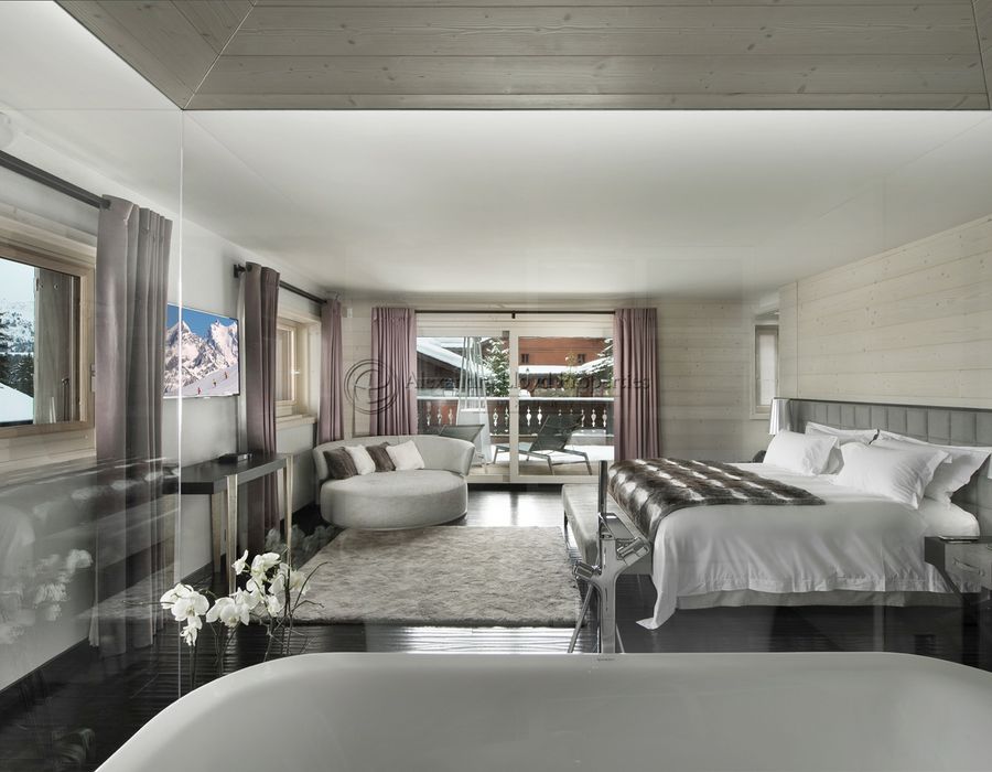 Ultra luxury chalet in the Hammeau de Bellecote, Courchevel 6