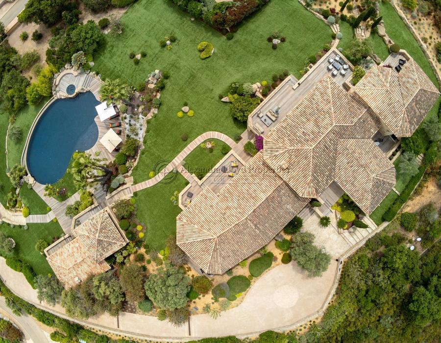 A fabulous property located in Sainte Lucie de Porto Vecchio, South Corsica 3