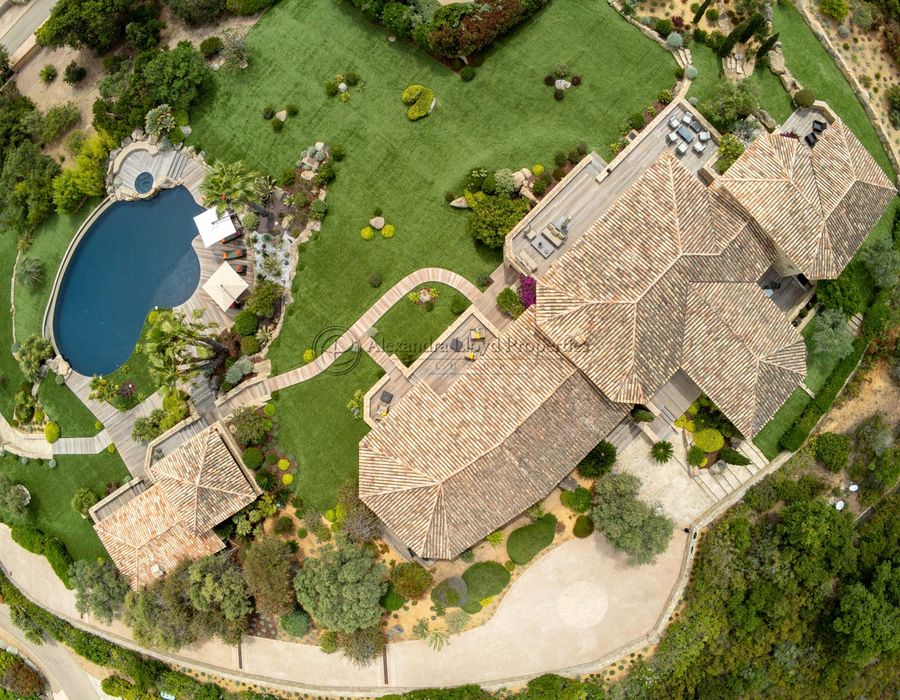 A fabulous property located in Sainte Lucie de Porto Vecchio, South Corsica 3