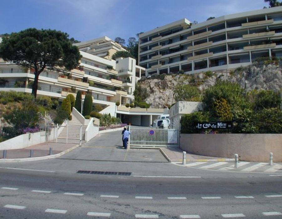 An ideal holiday home on the Cap d'Antibes. 5