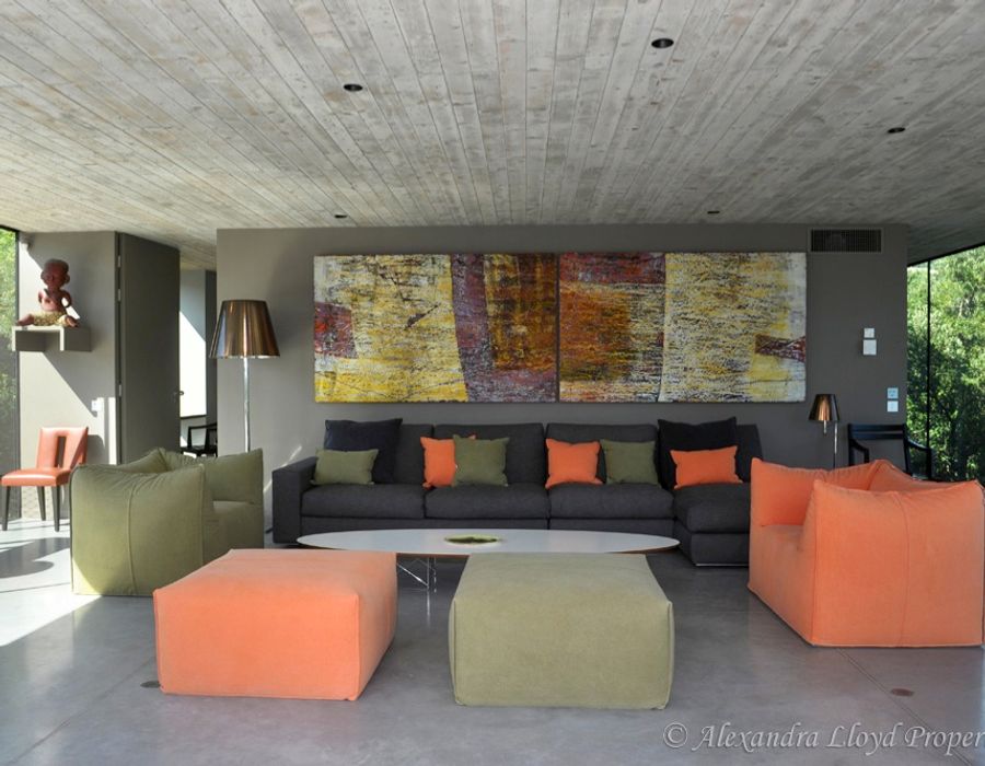 Stunning new contemporary property in Beauvallon 5