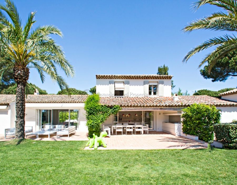 Walking distance to Tahiti Beach, lovely villa in Saint Tropez 3