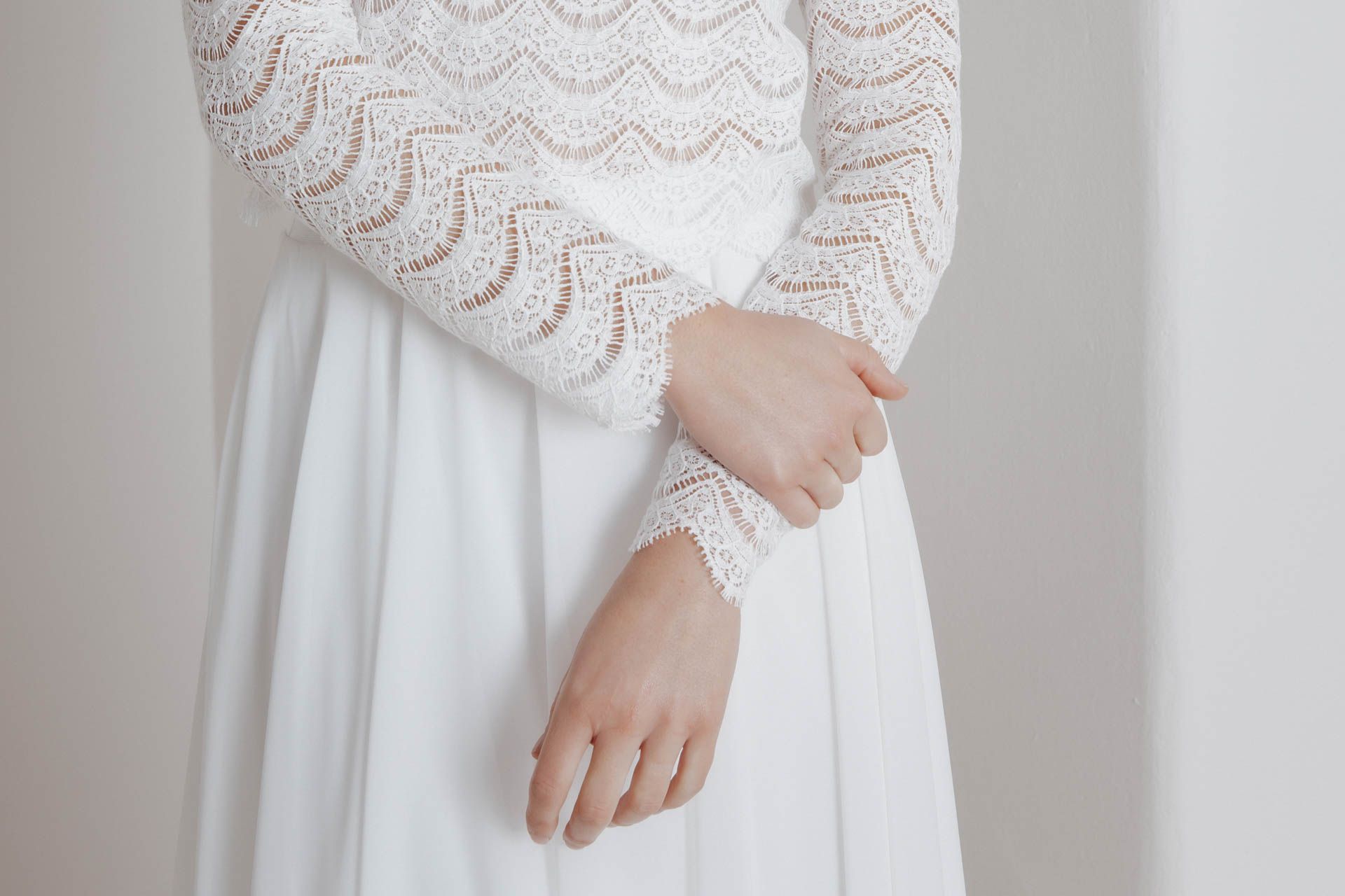 Langarm-Braut Top aus Vintage-Spitze, Elin noni