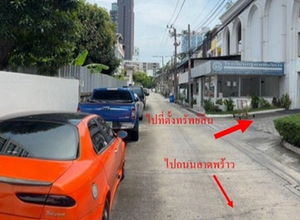 ห้องชุดพักอาศัย จำนวน 5 ยูนิต 2