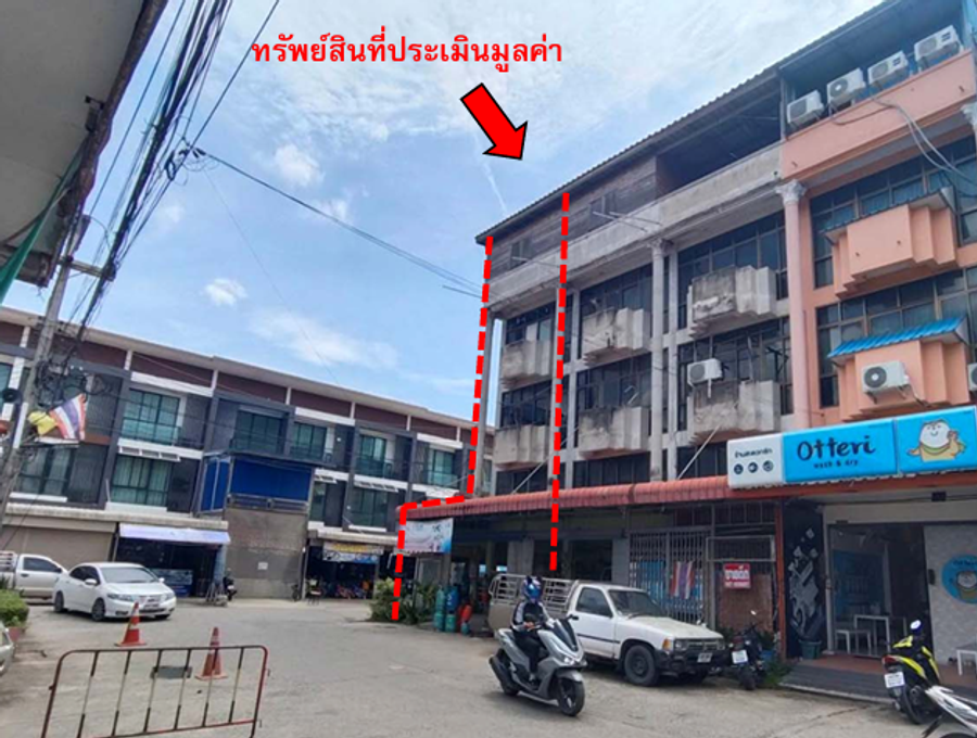 อาคารพาณิชย์ 3.5 ชั้น จำนวน 1 คูหา