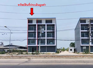 อาคารพาณิชย์ 3.5 ชั้น 1 คูหา 3