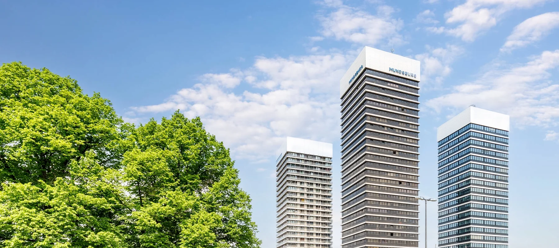 Stadtwohnung im Mundsburg Tower mit Panoramablick über die Dächer Hamburgs