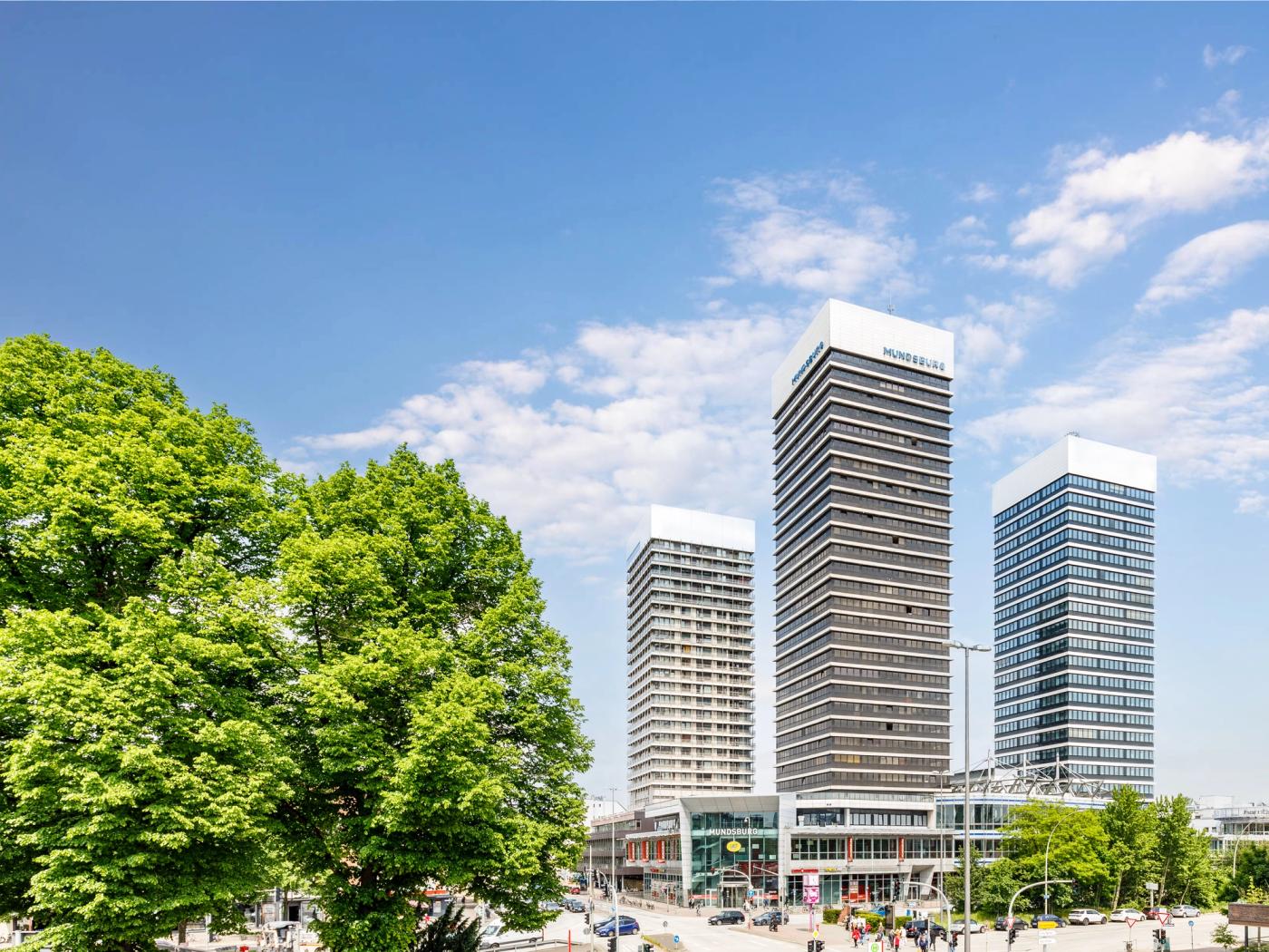 Stadtwohnung im Mundsburg Tower mit Panoramablick über die Dächer Hamburgs
