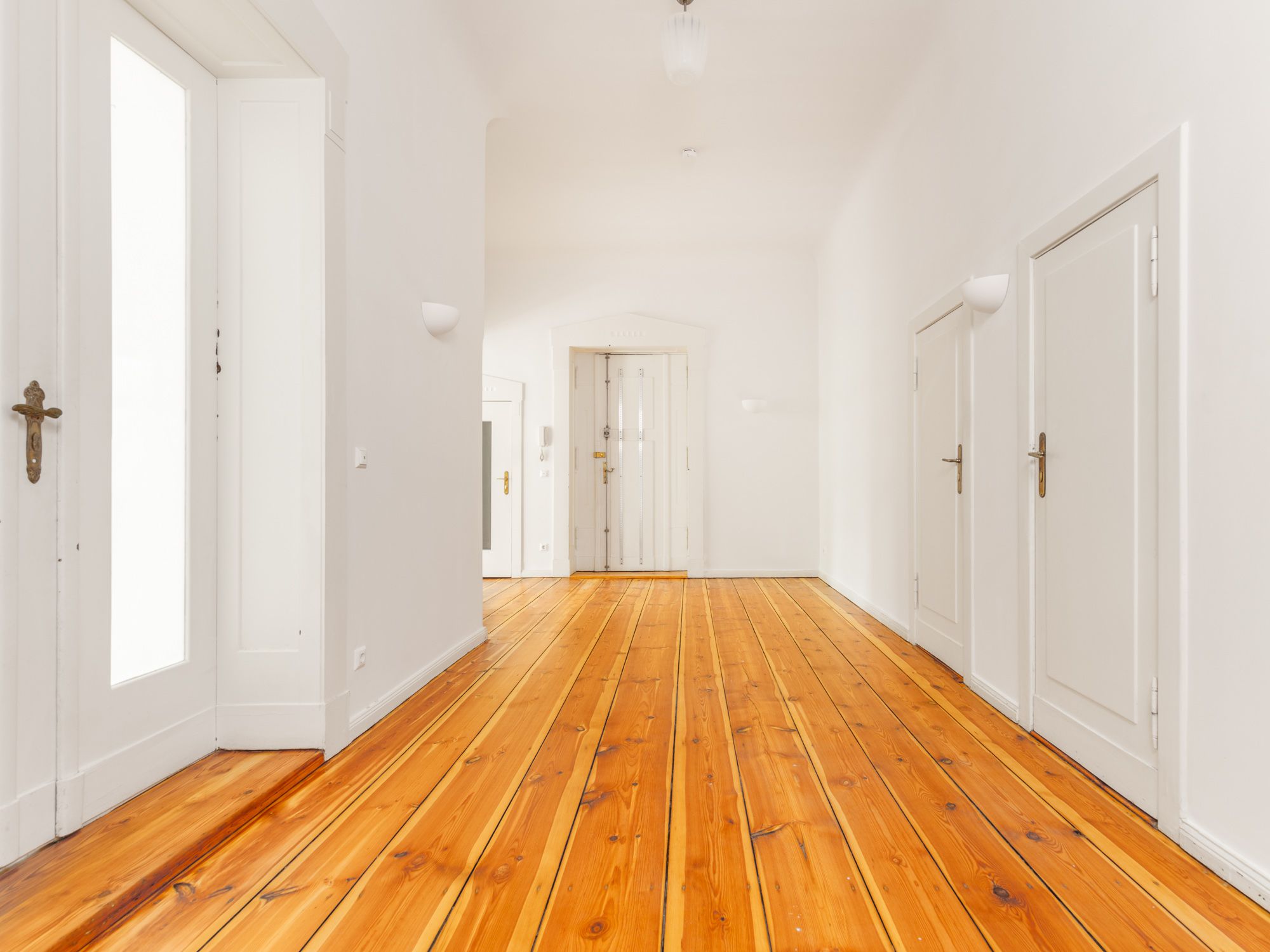 Großzügiger Eingangs- und Flurbereich 