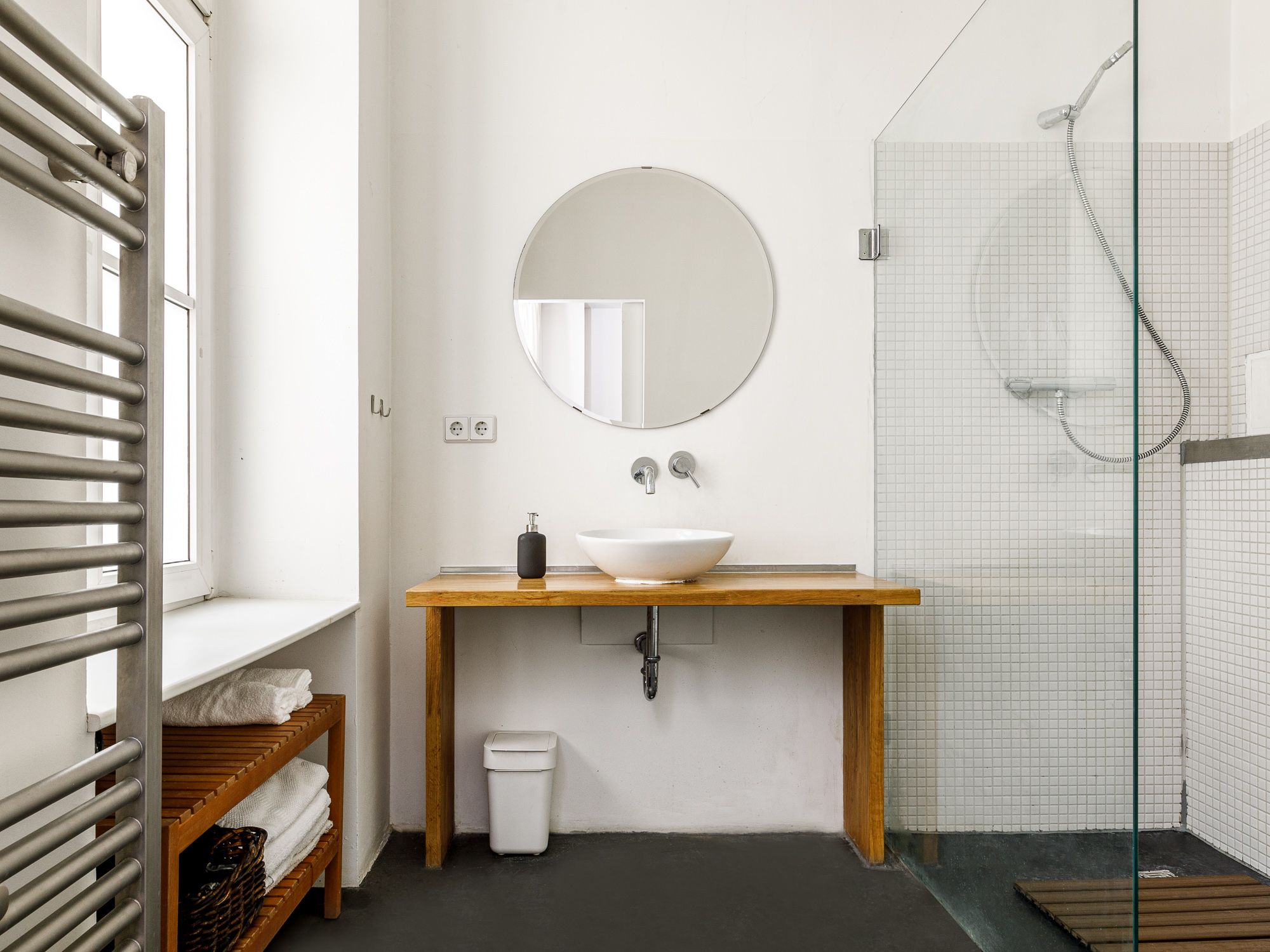 Tagesbelichtetes Duschbad 