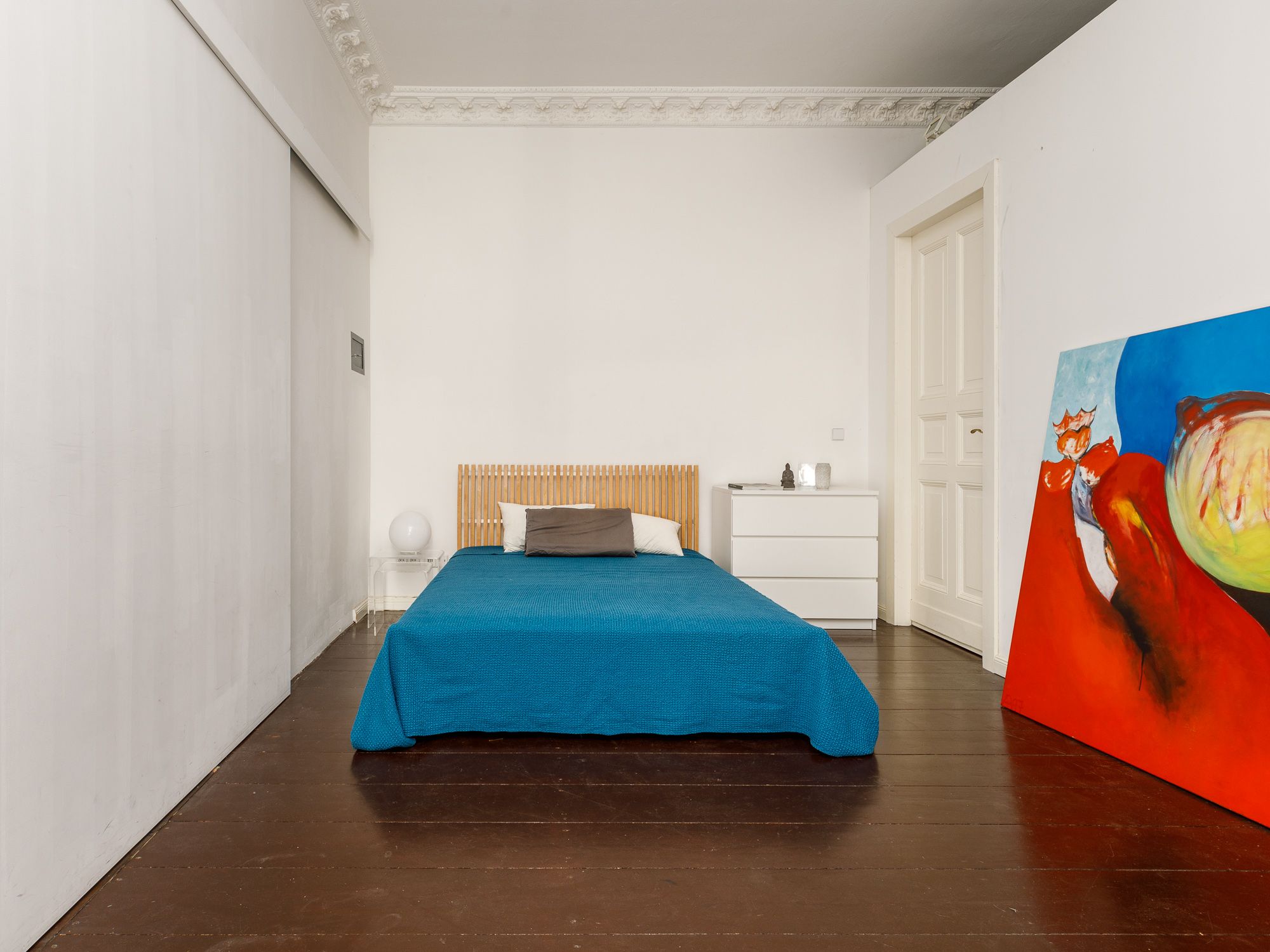 Schlafzimmer mit Ankleidebereich 