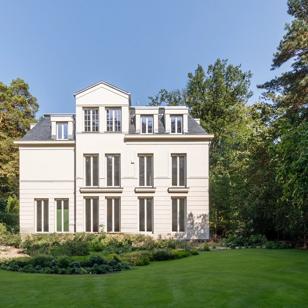 Villa Neubau Gartenanlage Waldrandlage