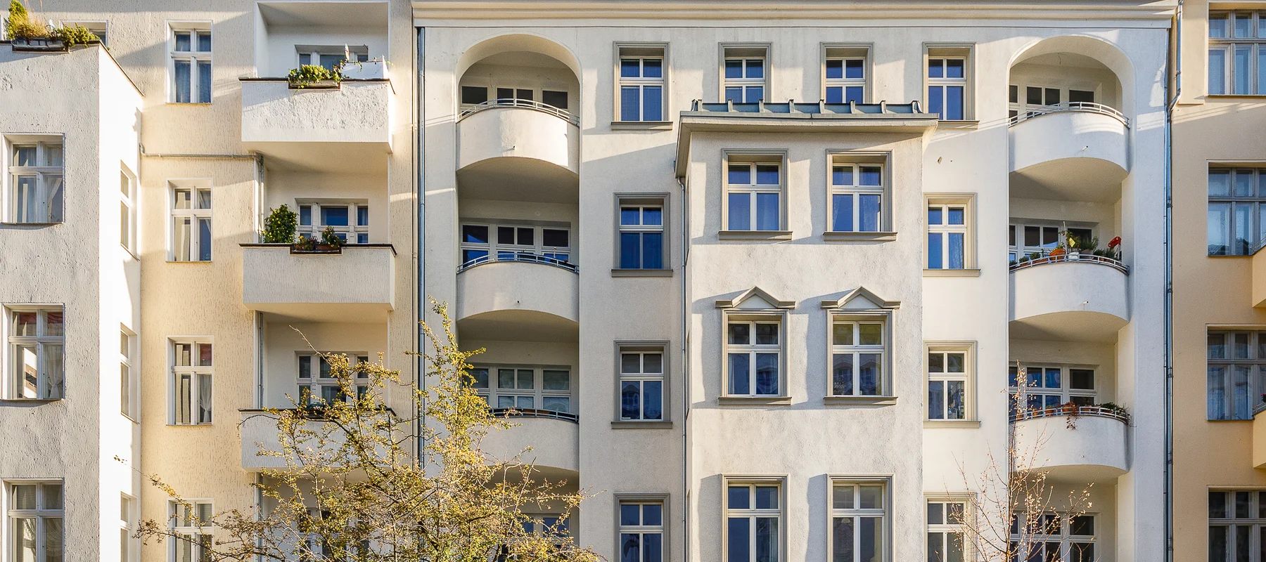 Schöne Altbauwohnung mit Charme in ruhiger Hinterhoflage unweit des Lietzensees