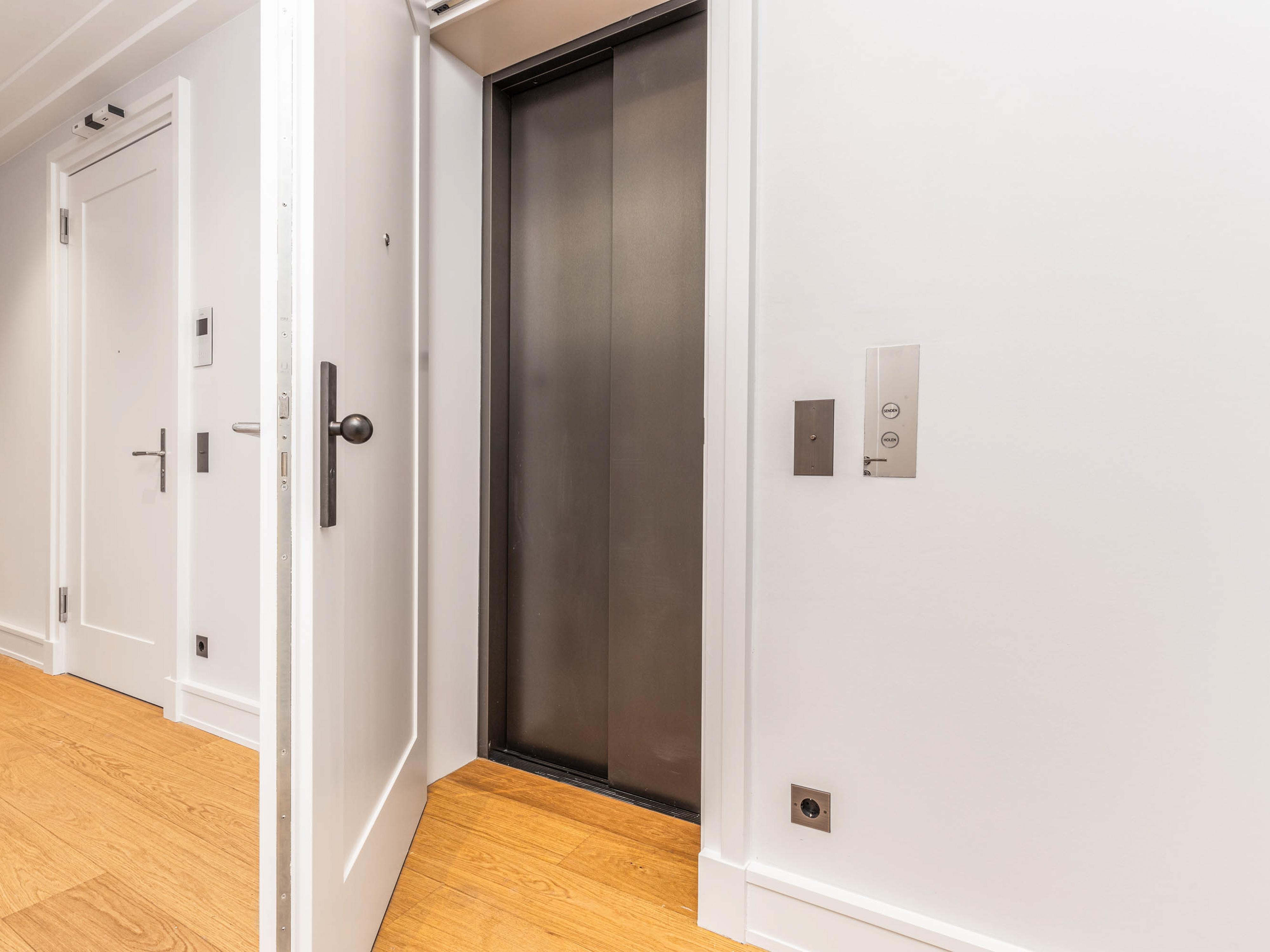 Fahrstuhl mit Barrierefreiem Zugang in die Wohnung