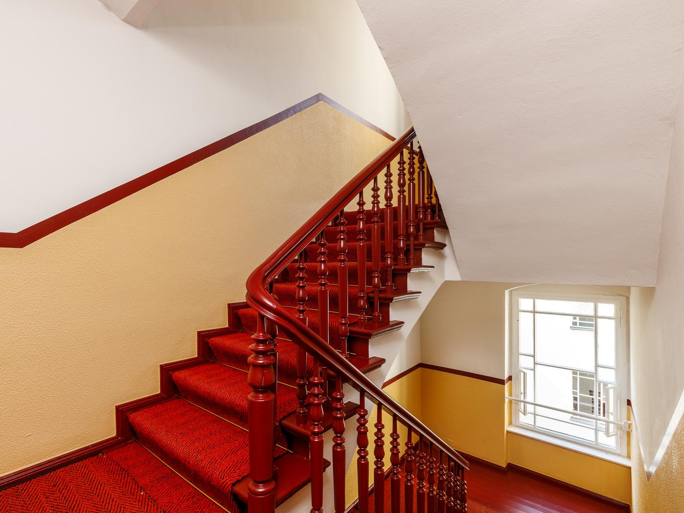 Sehr gepflegtes Treppenhaus  Sehr gepflegtes Treppenhaus