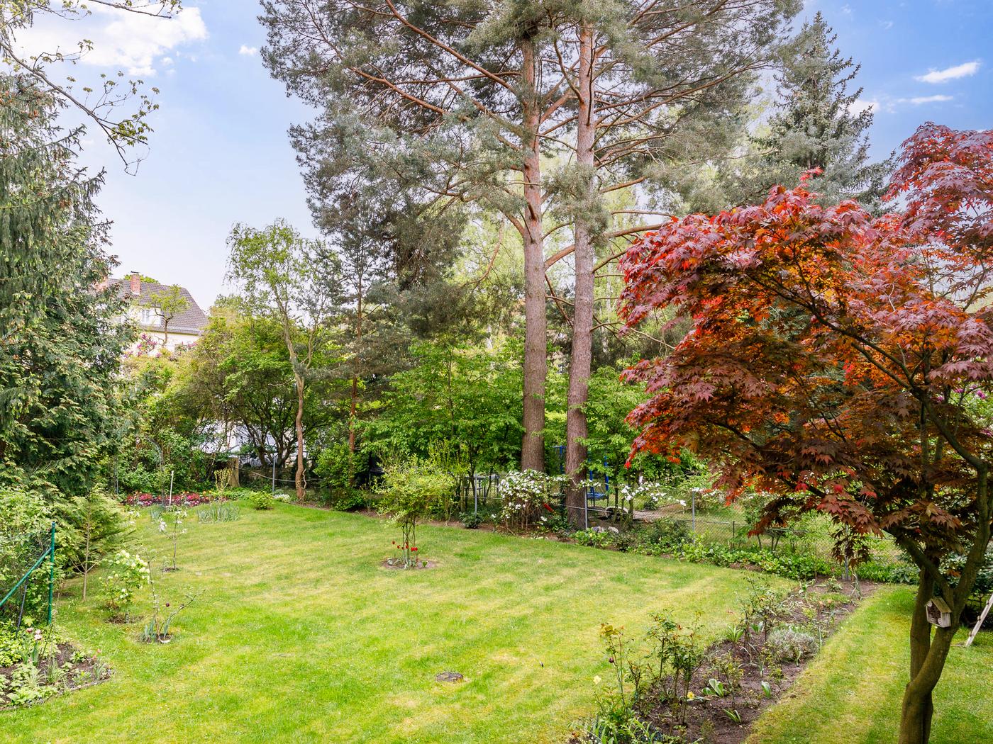 Blick vom Balkon zum Innenhof Blick vom Balkon zum Innenhof