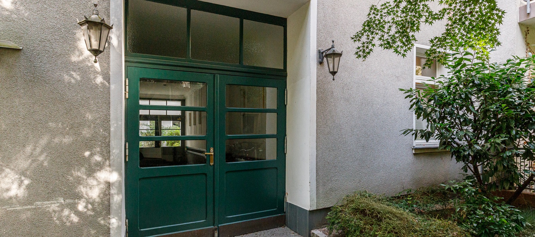 Zugang zum ruhigen Gartenhaus Zugang zum ruhigen Gartenhaus