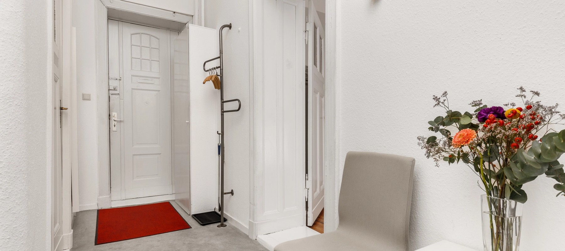 Barrierefreier Zugang zu den Praxisräumen Barrierefreier Zugang zu den Praxisräumen