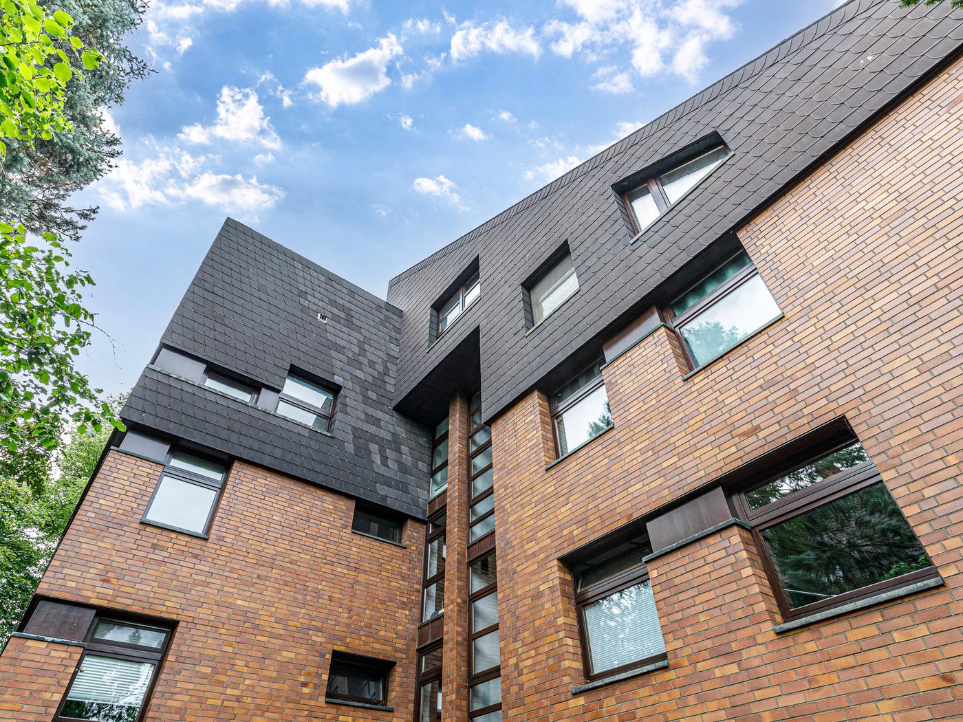 Gepflgetes Mehrfamilienhaus zwischen Israelischer Botschaft und Roseneck Gepflgetes Mehrfamilienhaus zwischen Israelischer Botschaft und Roseneck