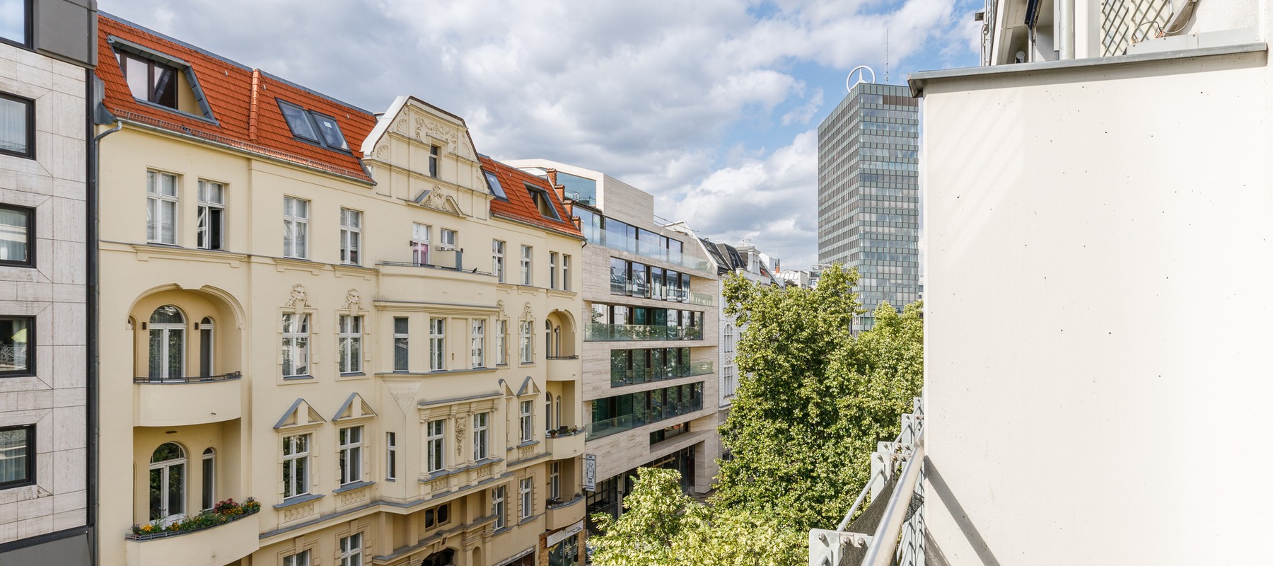 View from the balcony to Ku'Damm View from the balcony to Ku'Damm