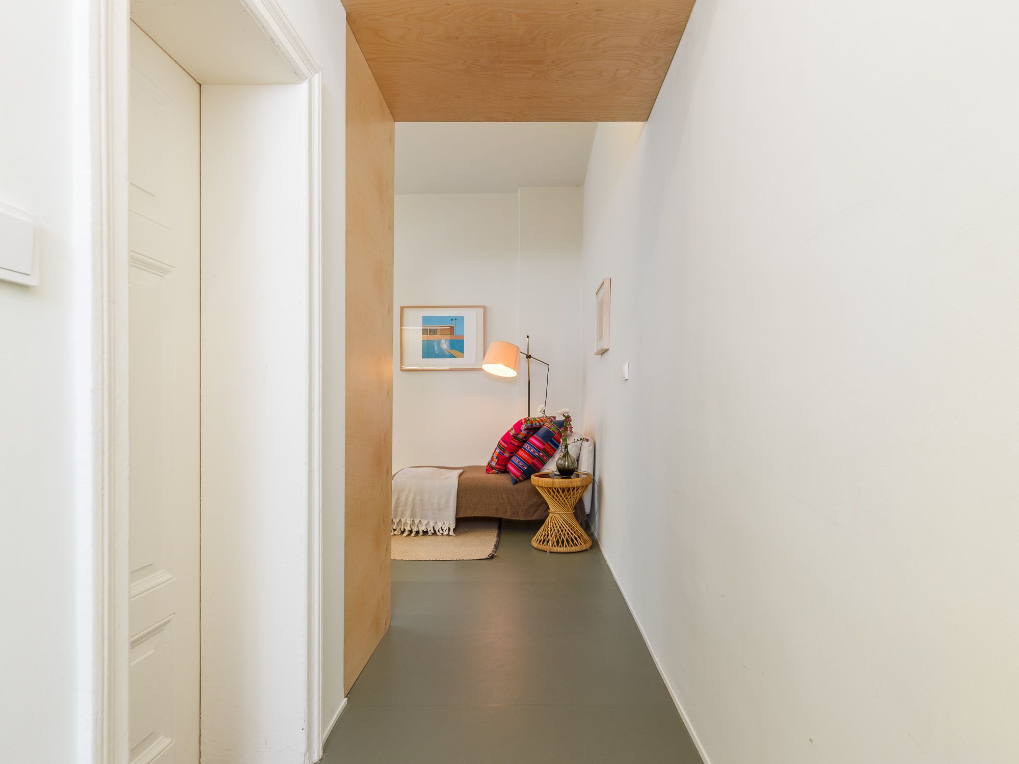 View of entrance area and hallway 