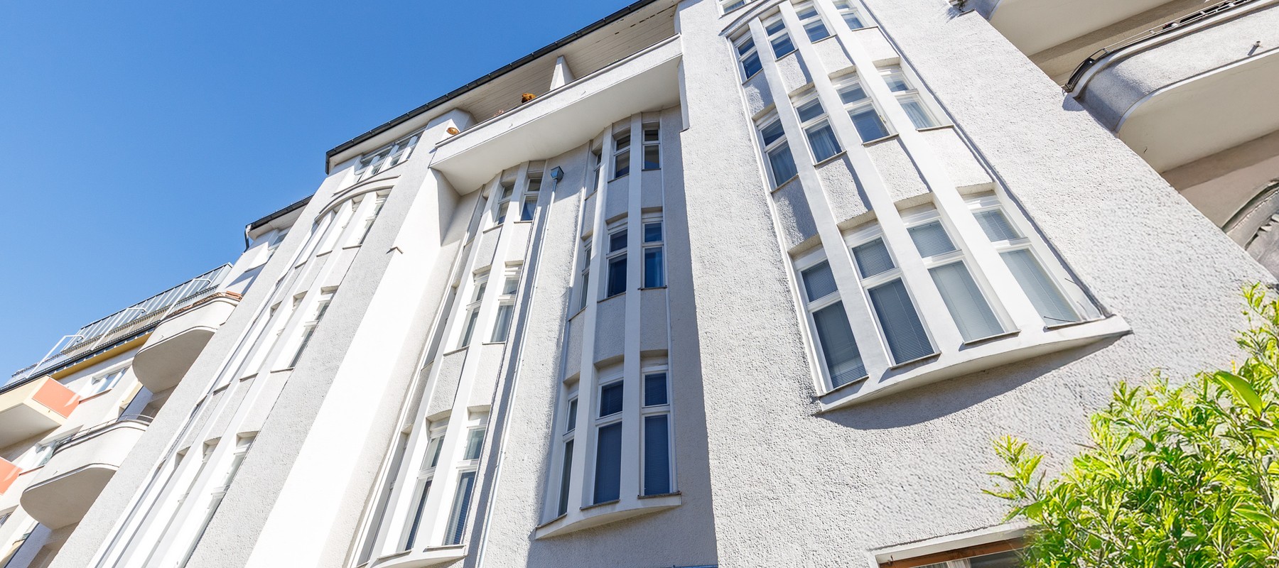 Traumhafter Altbau inmitten des Güntzelkiezes Traumhafter Altbau inmitten des Güntzelkiezes