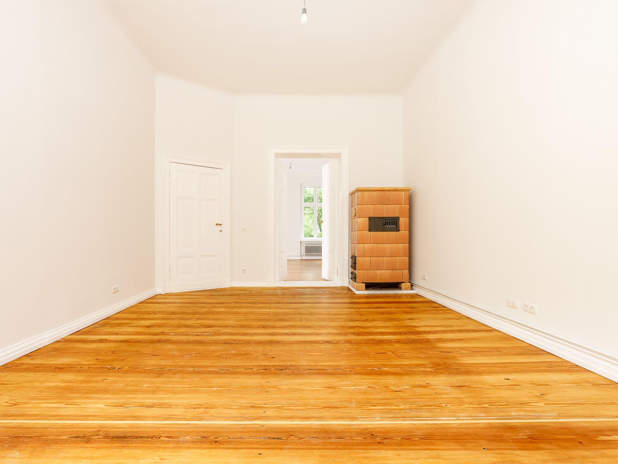 Wohn- & Esszimmer mit Kamin