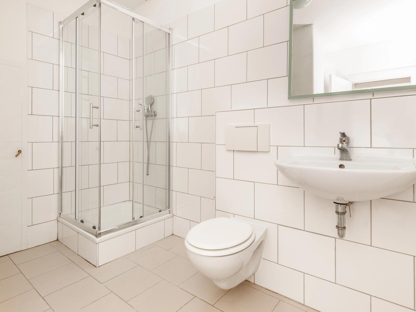 Innenliegendes Duschbad Innenliegendes Duschbad