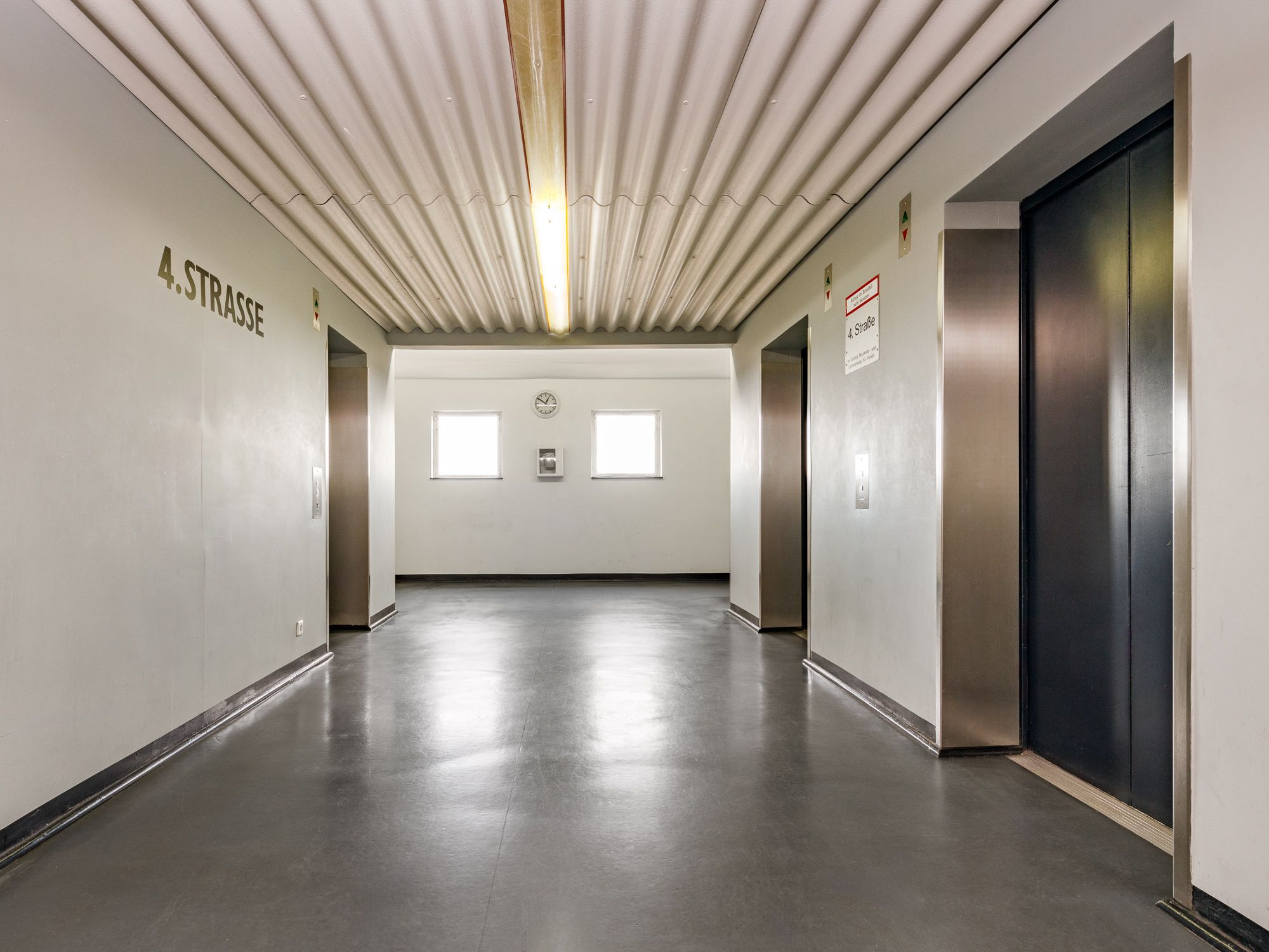 Treppenhaus & Aufzugsbereich 