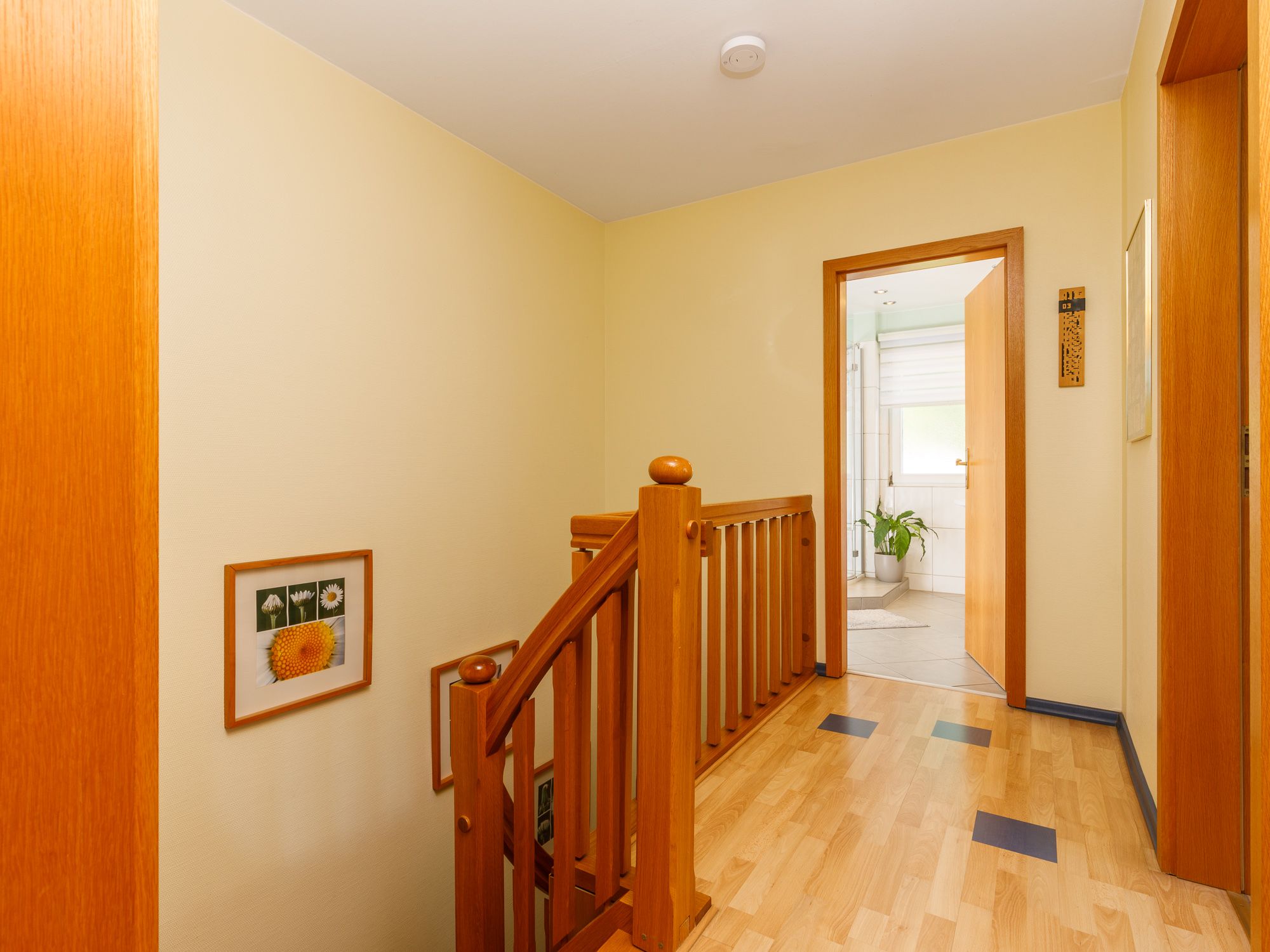 Treppenhaus ins Obergeschoss