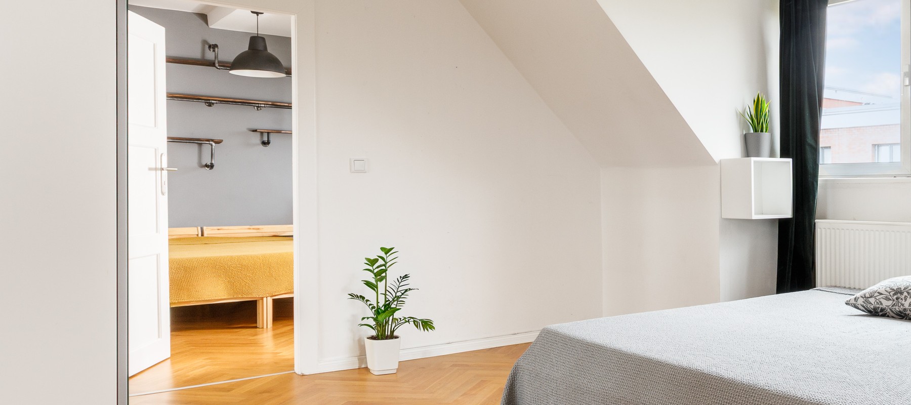 Bedroom with parquet flooring Bedroom with parquet flooring