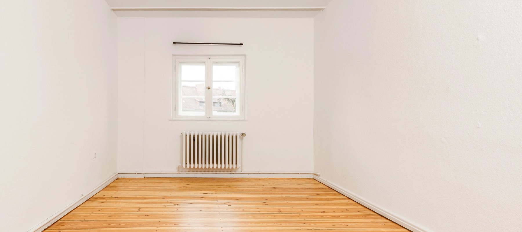 Schlafzimmer mit tollem Dielenfußboden Schlafzimmer mit tollem Dielenfußboden