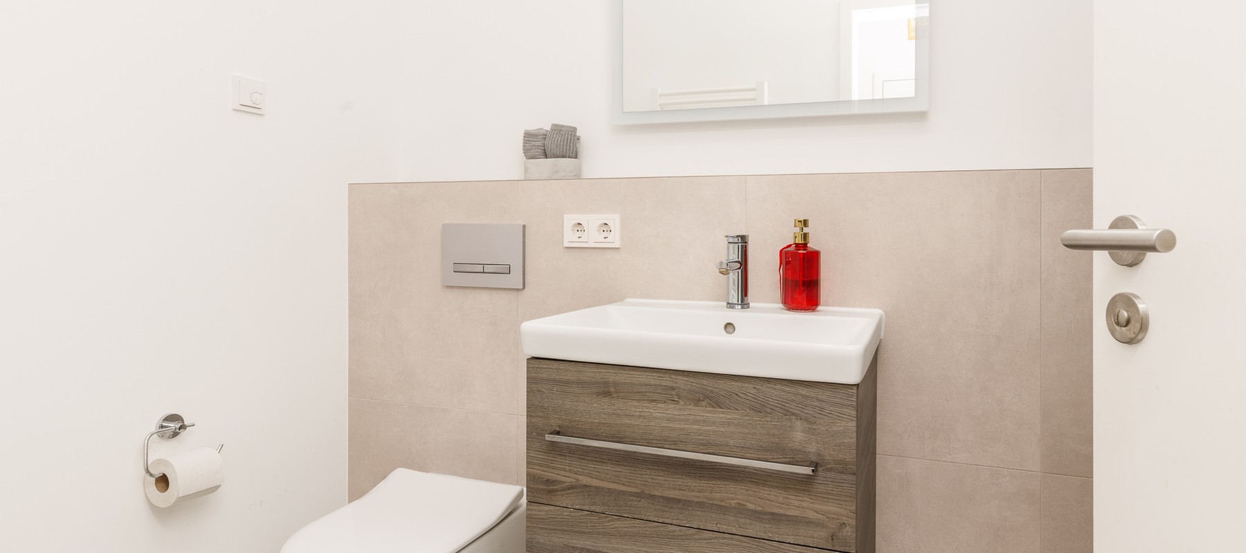 Separates Bad mit walk-in Rainshower Separates Bad mit walk-in Rainshower
