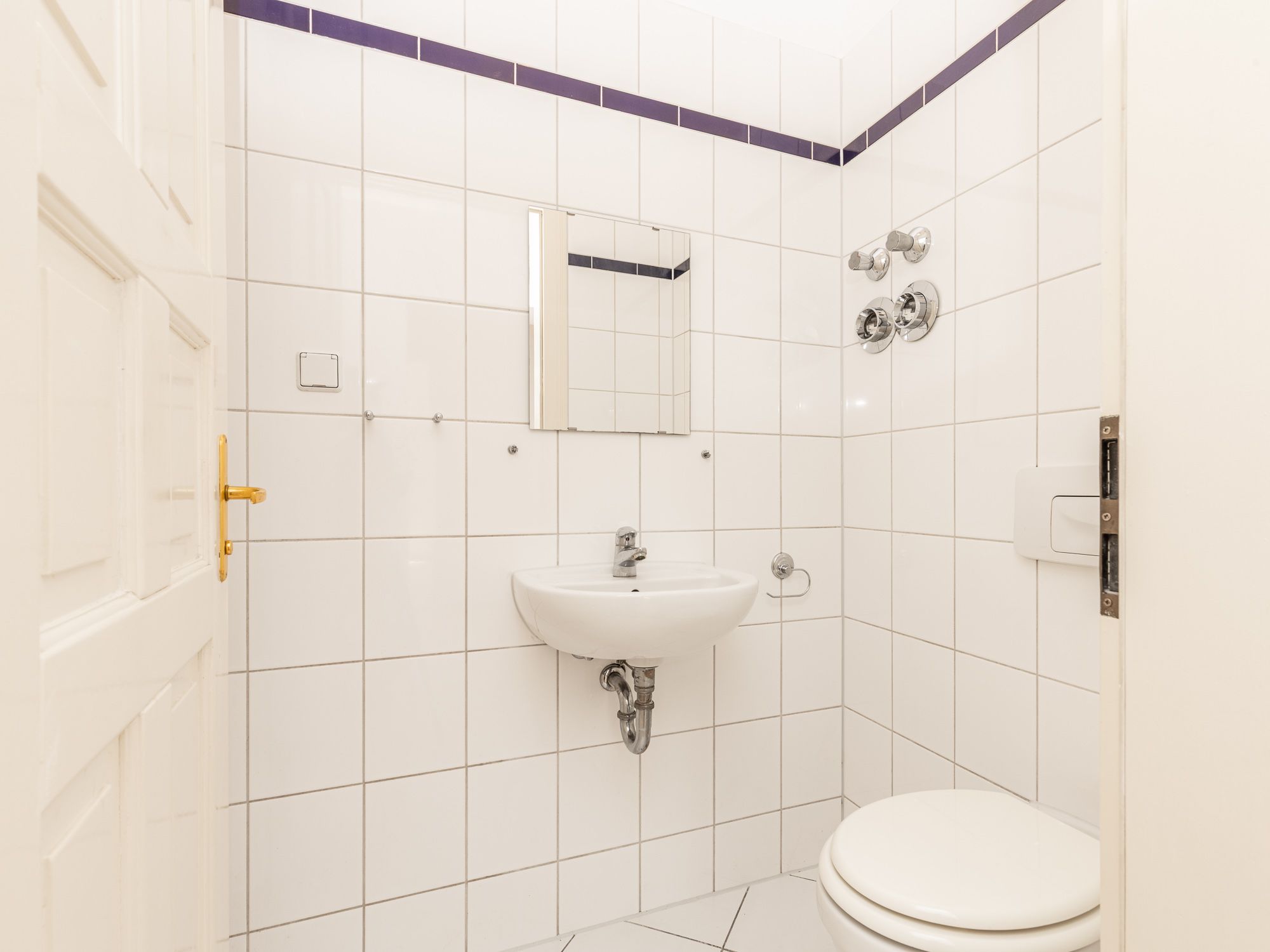 Separates Gäste-WC
