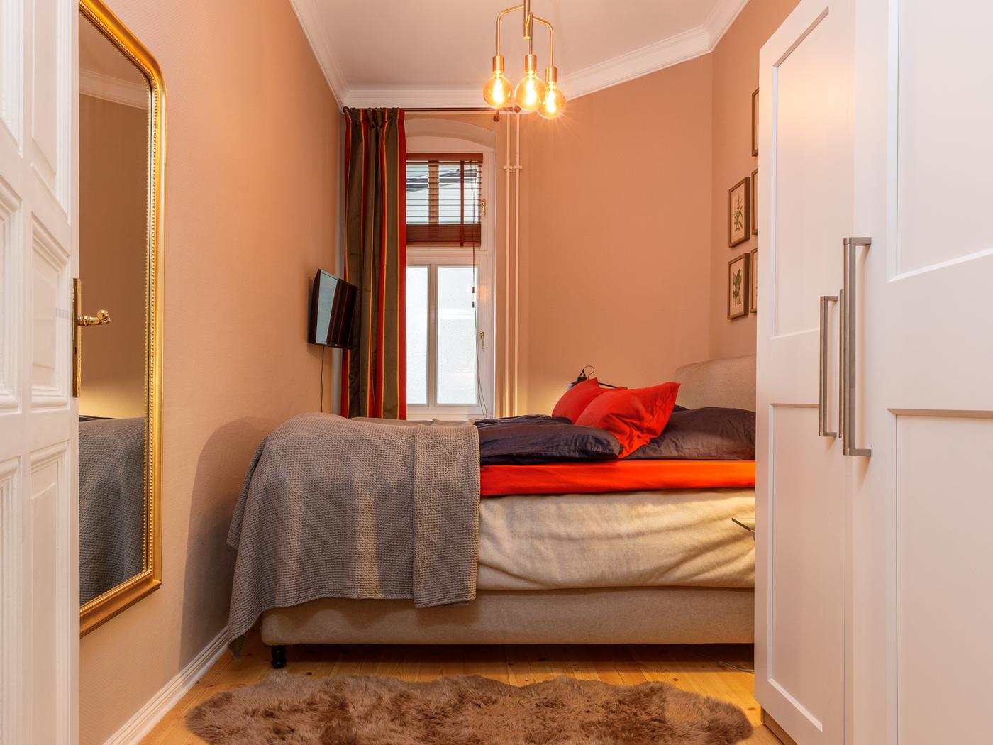 Gemütliches Schlafzimmer zum ruhigen Innenhof Gemütliches Schlafzimmer zum ruhigen Innenhof