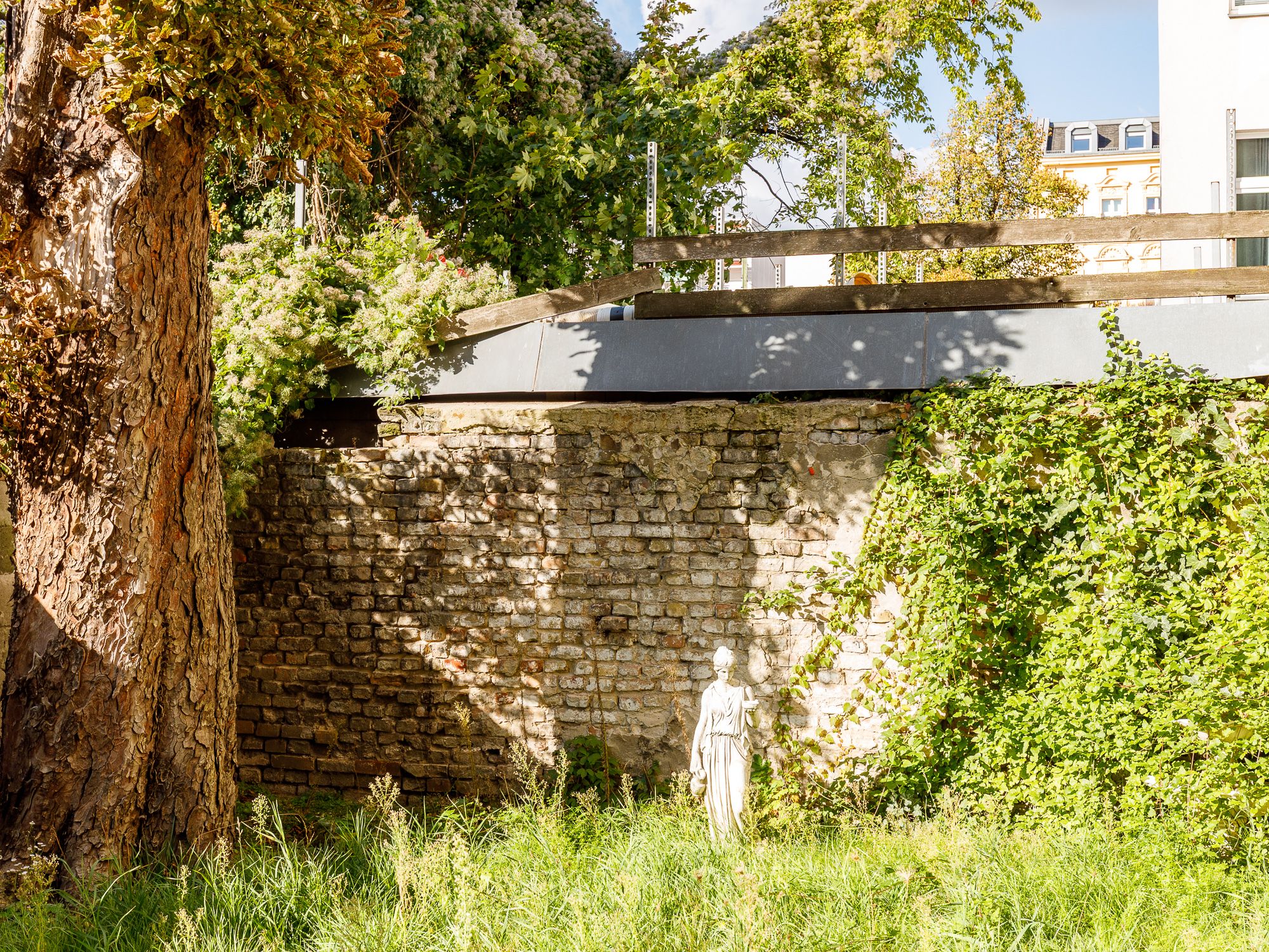 Idyllischer Privatgarten mit Sondernutzungsrecht 
